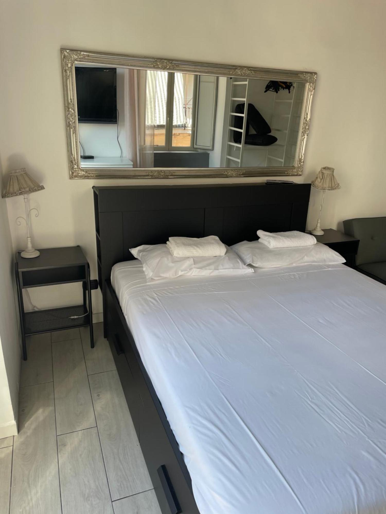 נאפולי Suite &House מראה חיצוני תמונה